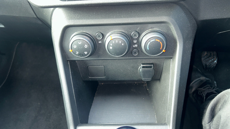 Dacia Sandero Stepway 1.0 TCe Essential 5dr Petrol Hatchback